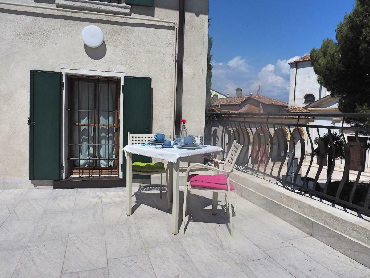 Maison De La Lumiere Rivoltella del Garda Exterior foto